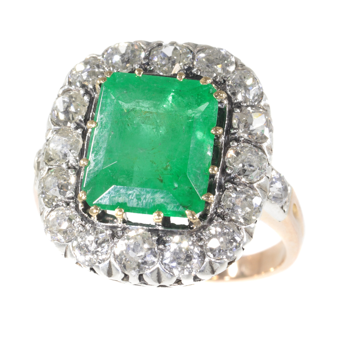Victorian ring with old mine brilliant cut diamond and large emerald
